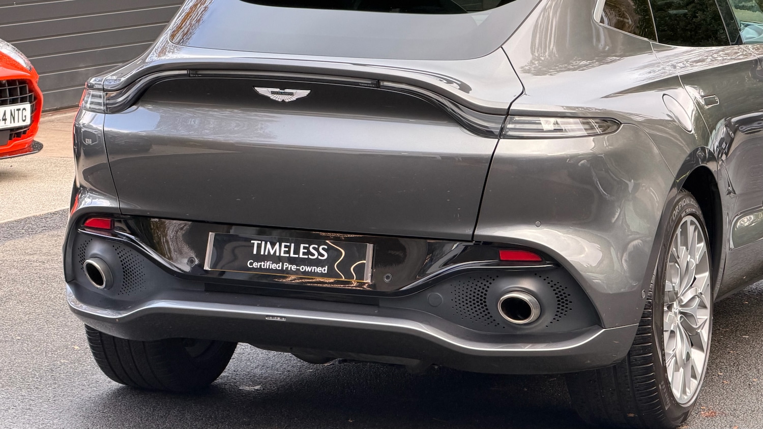 Used Aston Martin DBX 2021 for sale - 76149096: Photo 8