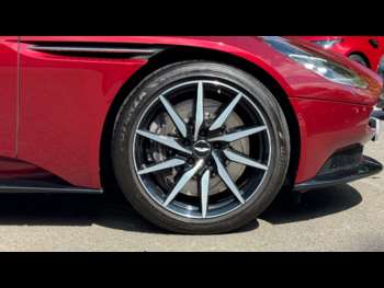 Used Aston Martin DB11 2019 for sale - 74918190: Photo