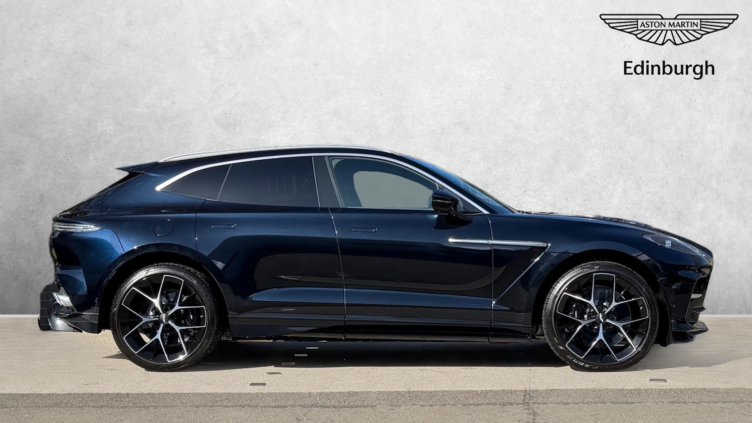 Used Aston Martin DBX 2026 for sale - 78070247: Photo 13