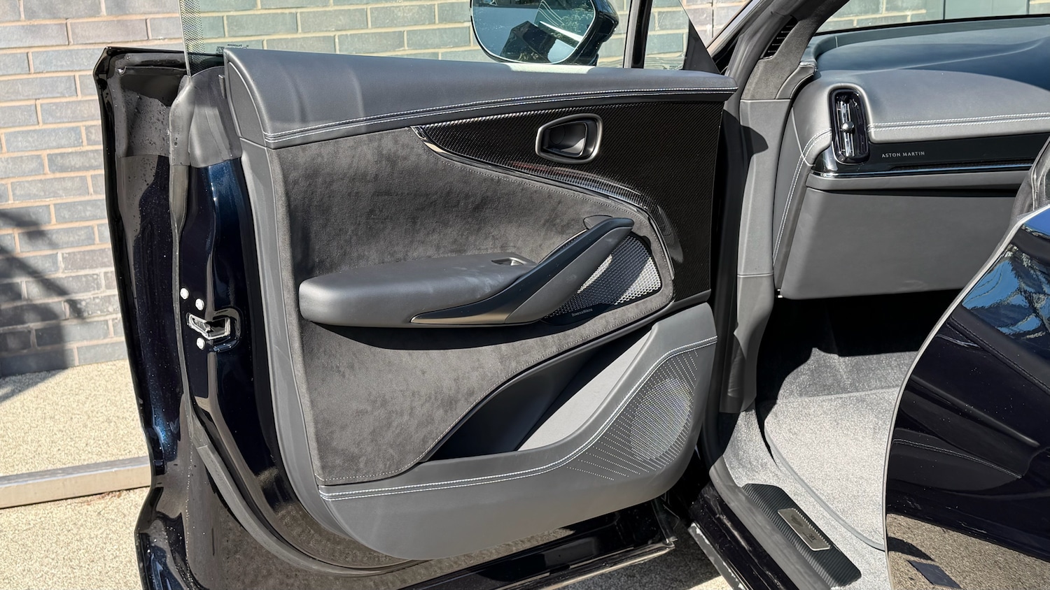 Used Aston Martin DBX 2026 for sale - 78070247: Photo 20