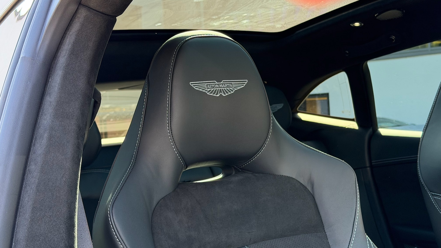 Used Aston Martin DBX 2026 for sale - 78070247: Photo 5