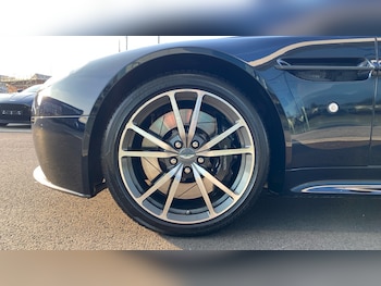 Used Aston Martin Vantage 2017 for sale - 78509327: Photo