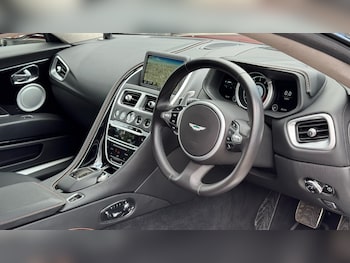 Used Aston Martin DB11 2017 for sale - 75338259: Photo