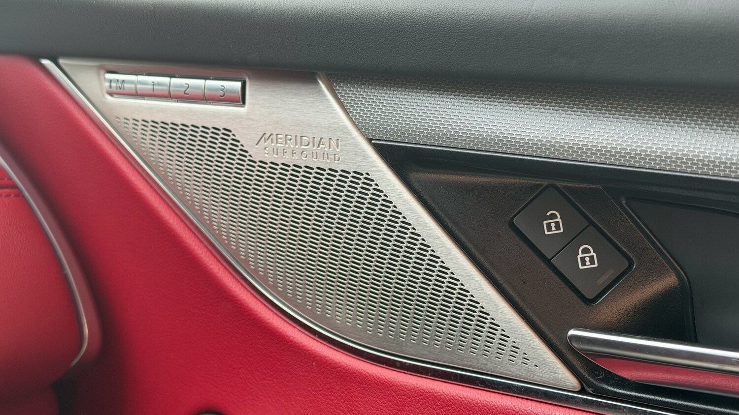 Used Jaguar F-Pace 2022 for sale - 77655967: Photo 17