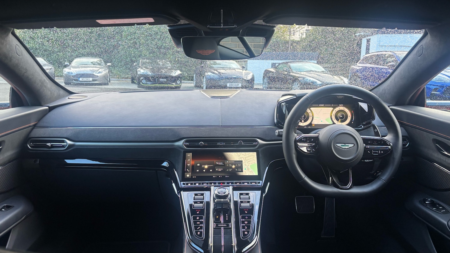 Used Aston Martin Vantage for sale - 76725777: Photo 10