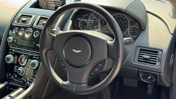 Used Aston Martin Vantage 2014 for sale - 75530180: Photo 11