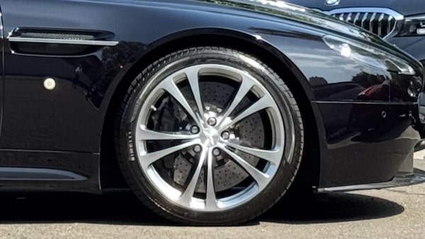 Used Aston Martin Vantage 2014 for sale - 75530180: Photo 4