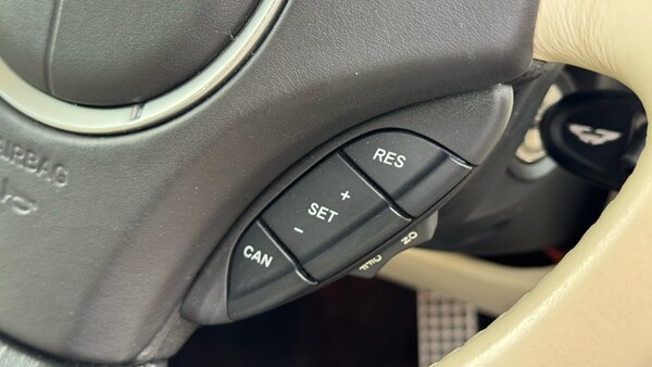 Used Aston Martin DB9 2008 for sale - 75599102: Photo 19