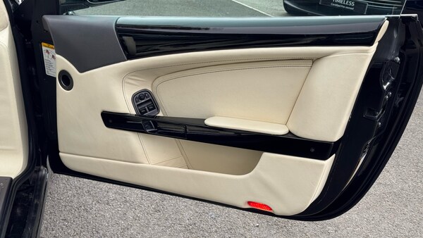Used Aston Martin DB9 2008 for sale - 75599102: Photo 22