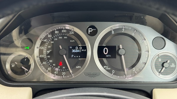 Used Aston Martin DB9 2008 for sale - 75599102: Photo 6