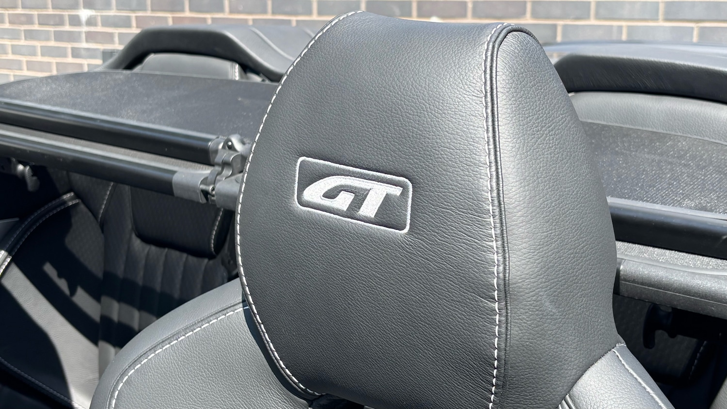 Used Aston Martin DB9 2017 for sale - 76346945: Photo 5