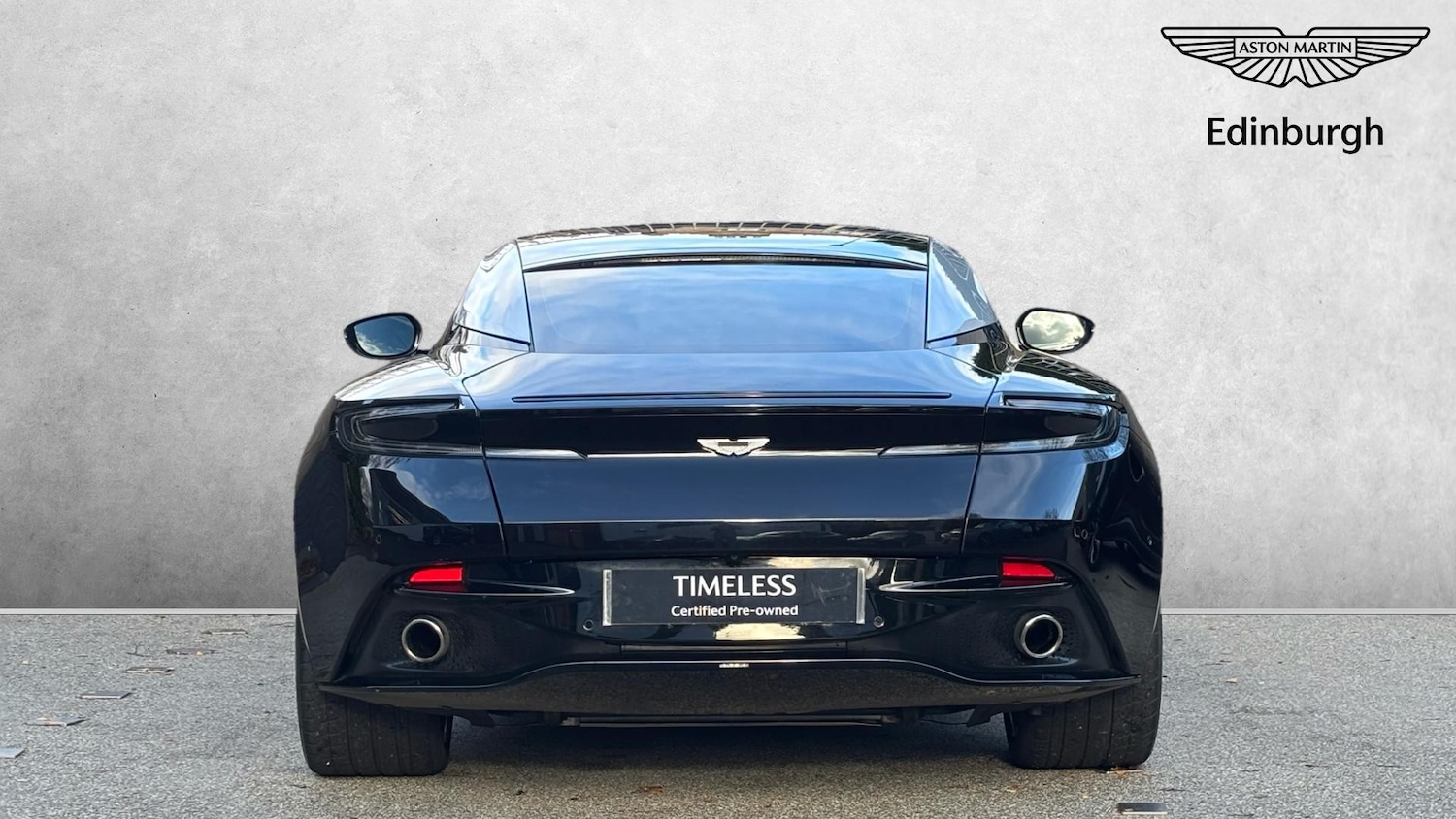 Used Aston Martin DB11 2017 for sale - 76627623: Photo 14