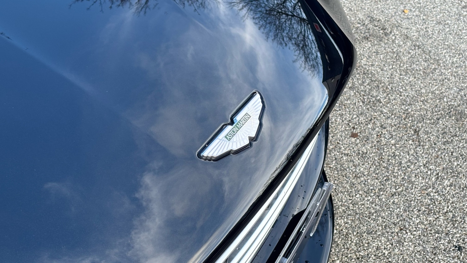 Used Aston Martin DB11 2017 for sale - 76627623: Photo 17