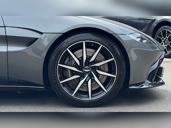 Used Aston Martin Vantage 2019 for sale - 78673893: Photo