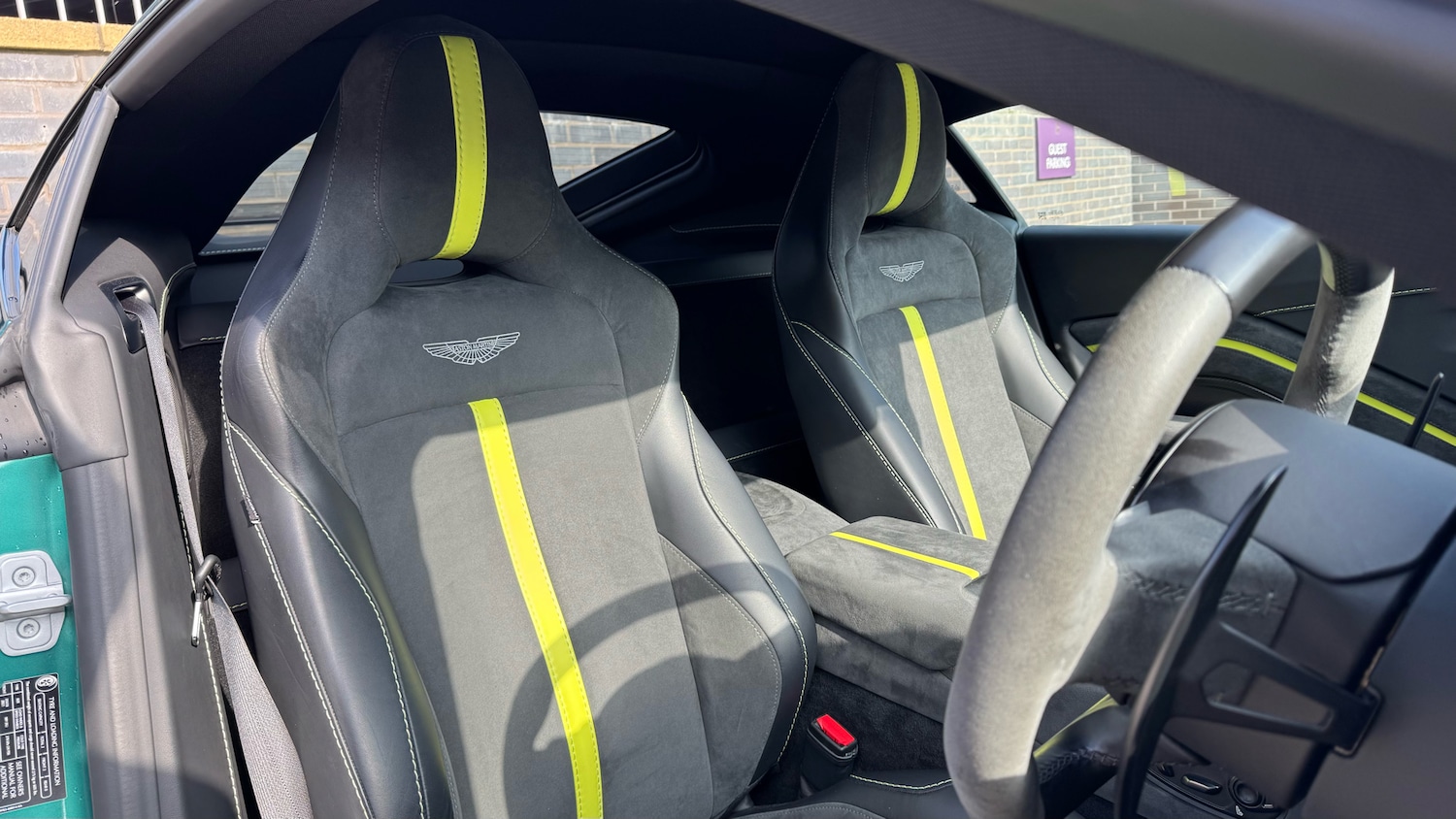 Used Aston Martin Vantage 2022 for sale - 77385148: Photo 12