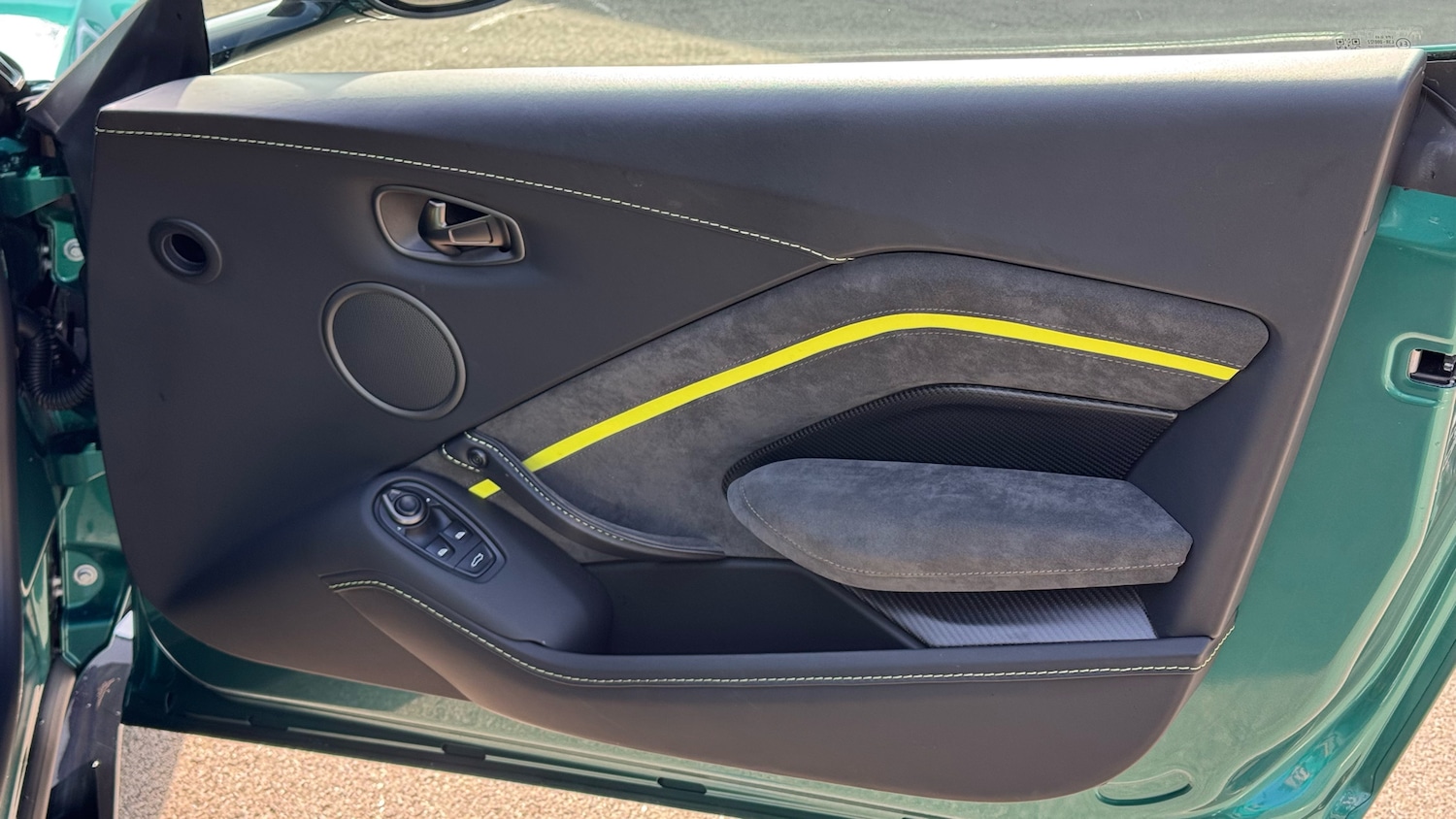 Used Aston Martin Vantage 2022 for sale - 77385148: Photo 22