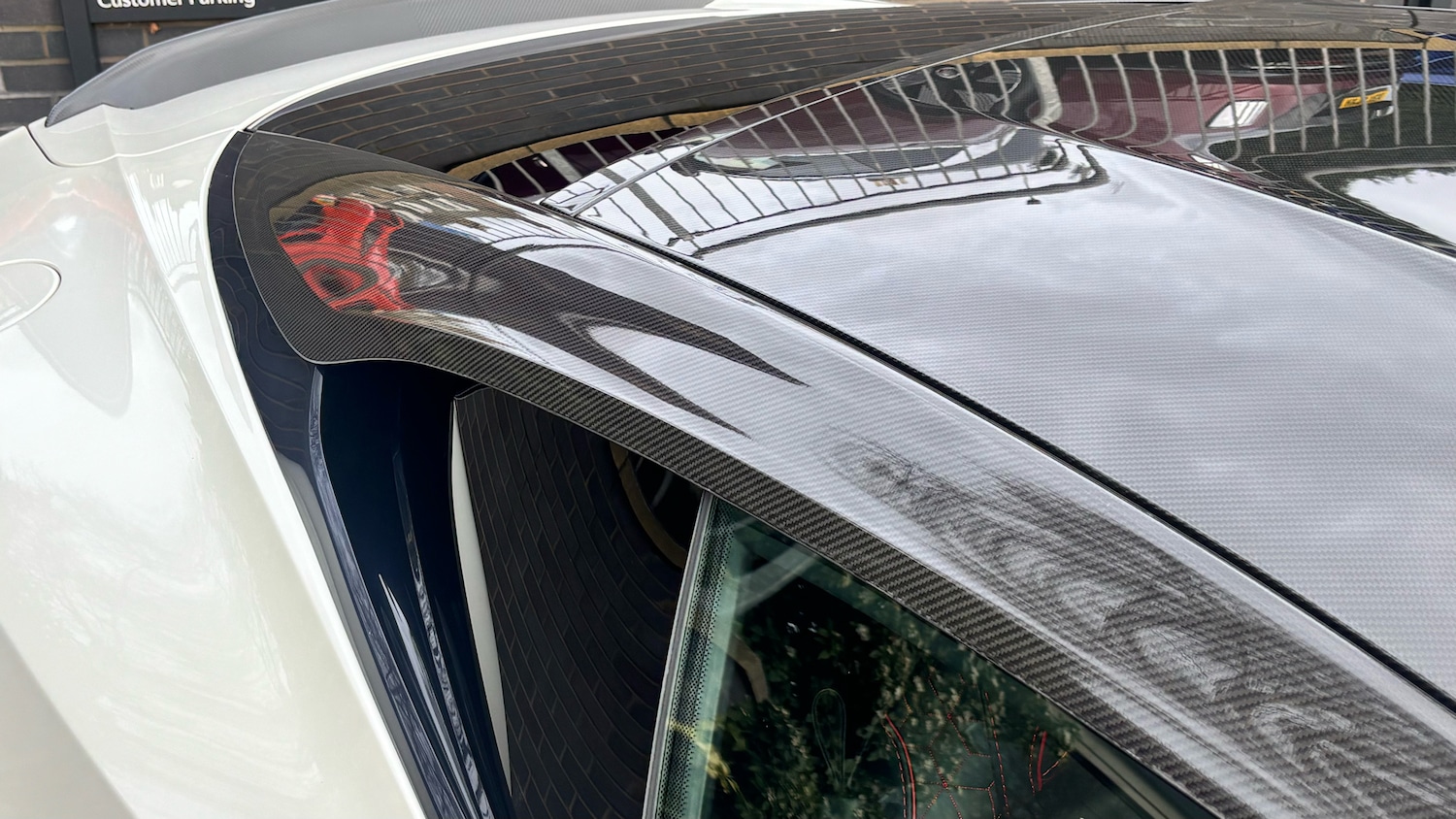 Used Aston Martin DBS 2021 for sale - 77385143: Photo 16