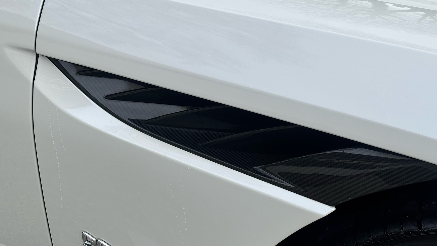 Used Aston Martin DBS 2021 for sale - 77385143: Photo 18