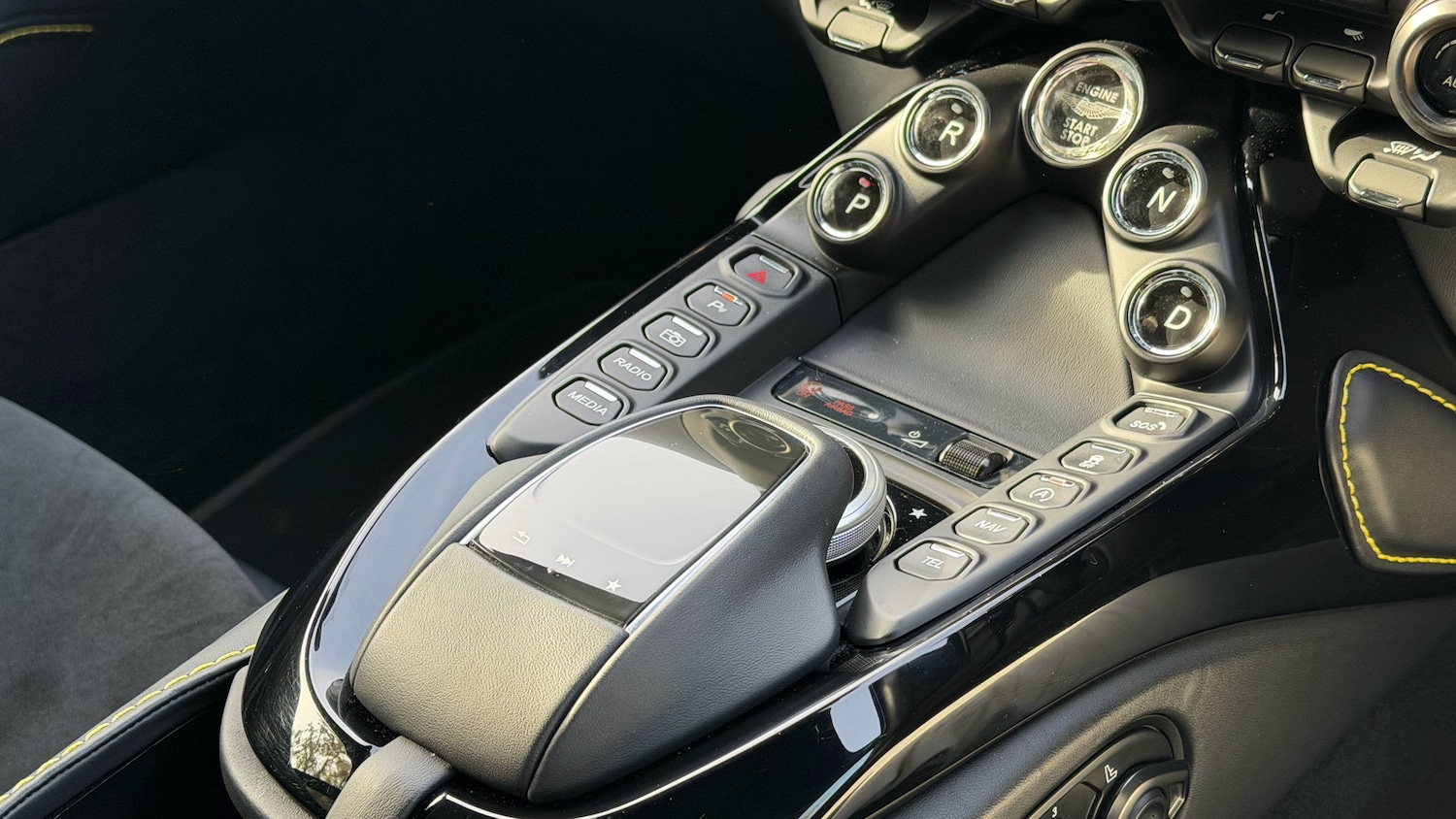 Used Aston Martin Vantage 2022 for sale - 77072998: Photo 19