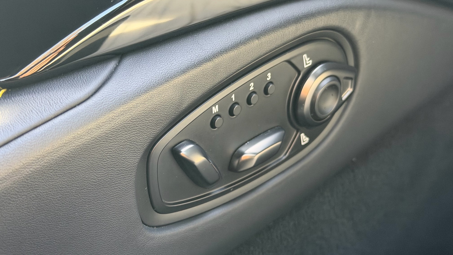 Used Aston Martin Vantage 2022 for sale - 77072998: Photo 24