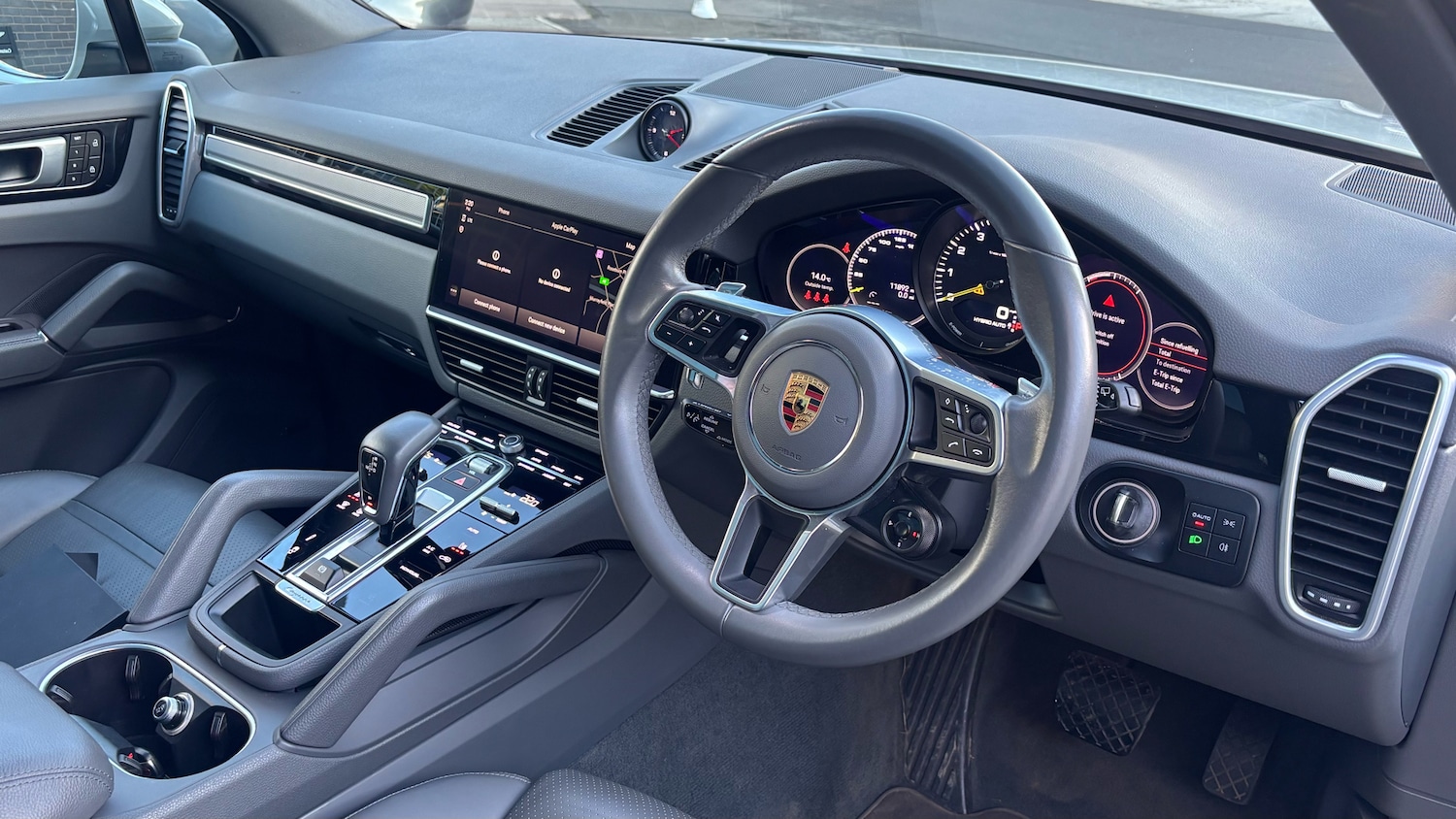 Used Porsche Cayenne 2023 for sale - 77154511: Photo 3