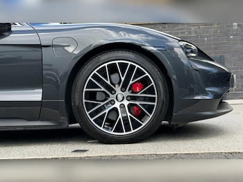 Used Porsche Taycan 2020 for sale - 78852903: Photo