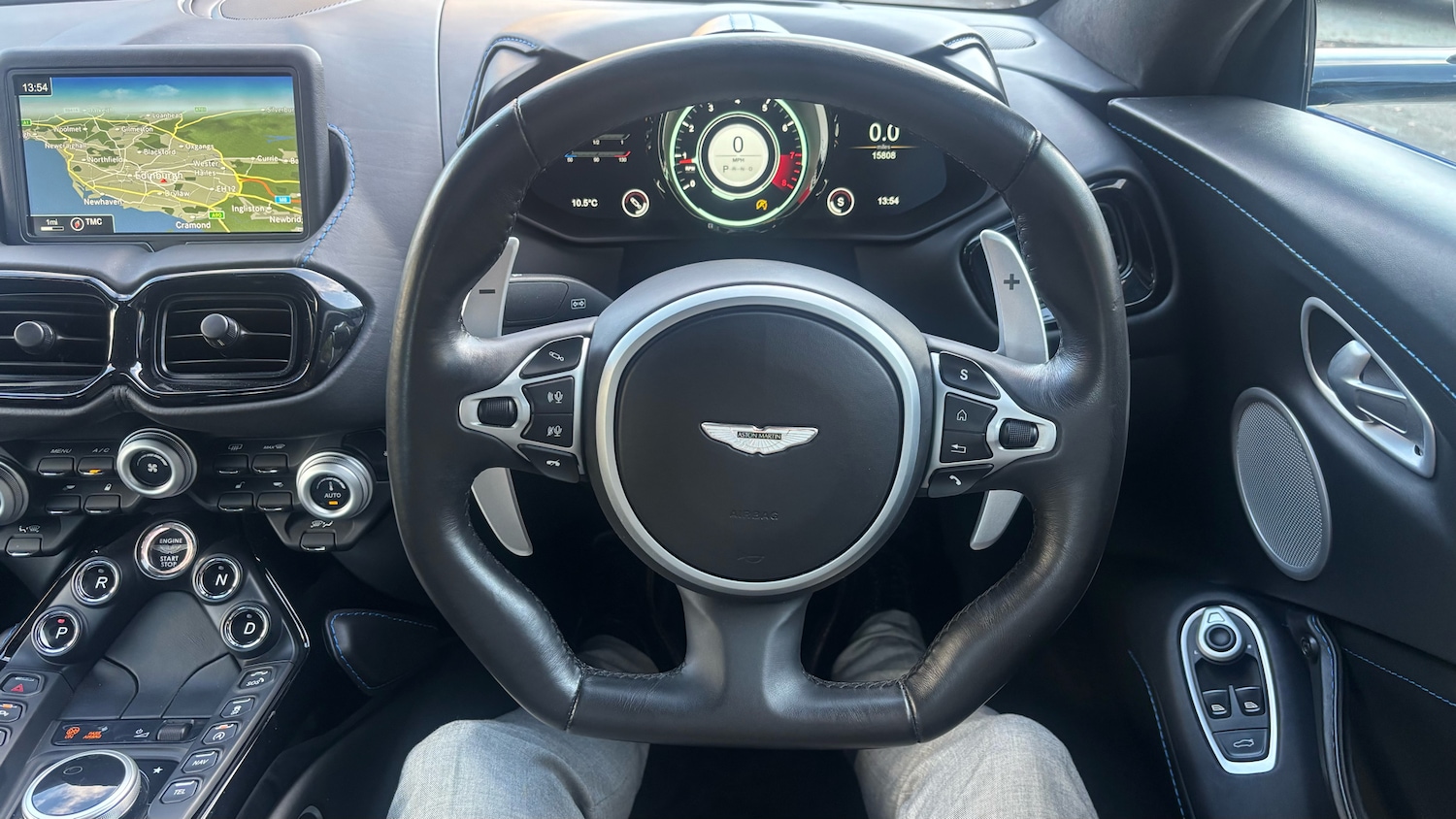 Used Aston Martin Vantage 2019 for sale - 76455009: Photo 11