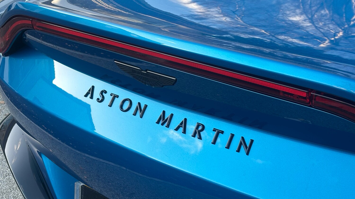 Used Aston Martin Vantage 2019 for sale - 76455009: Photo 17