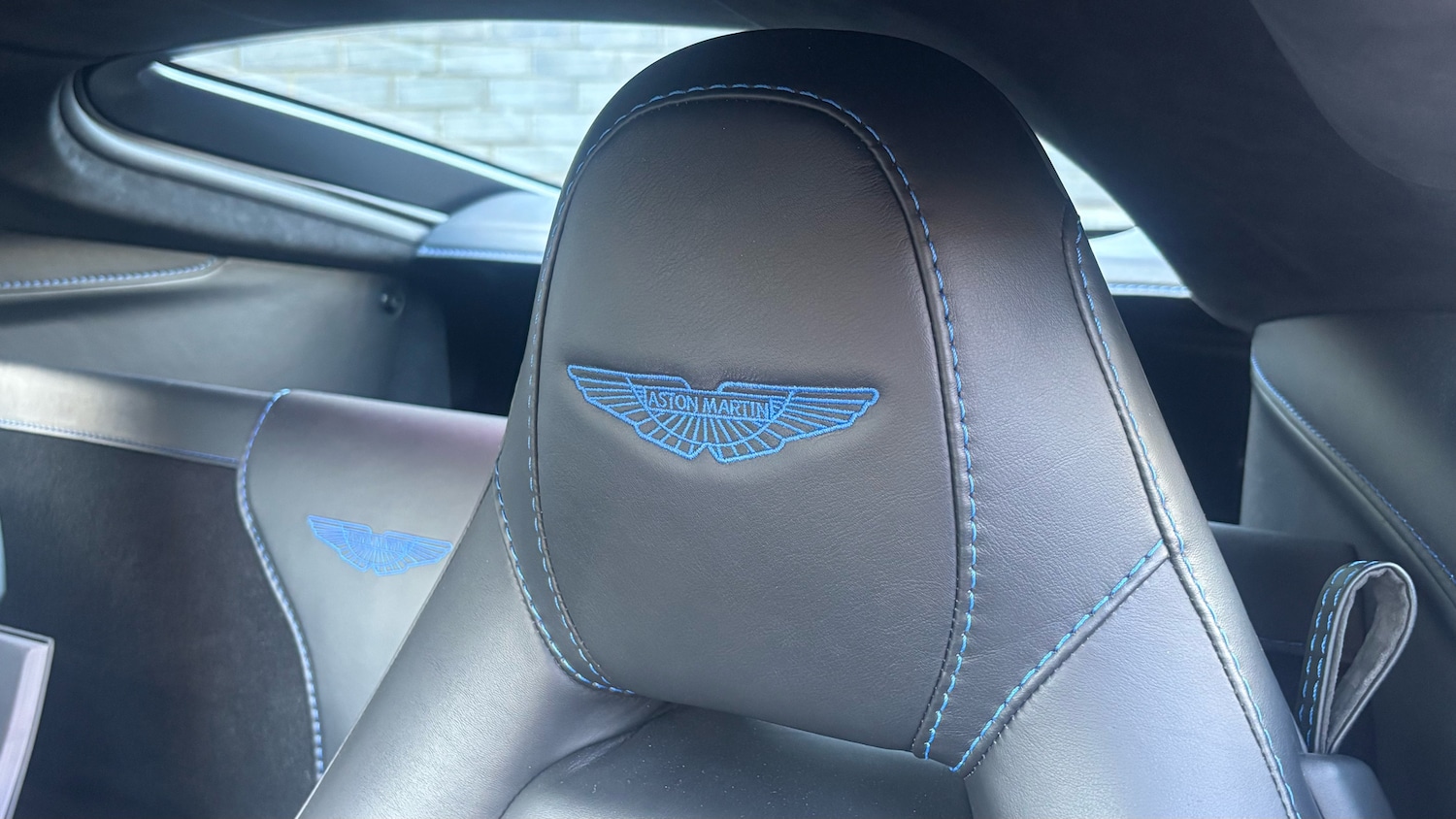 Used Aston Martin Vantage 2019 for sale - 76455009: Photo 5