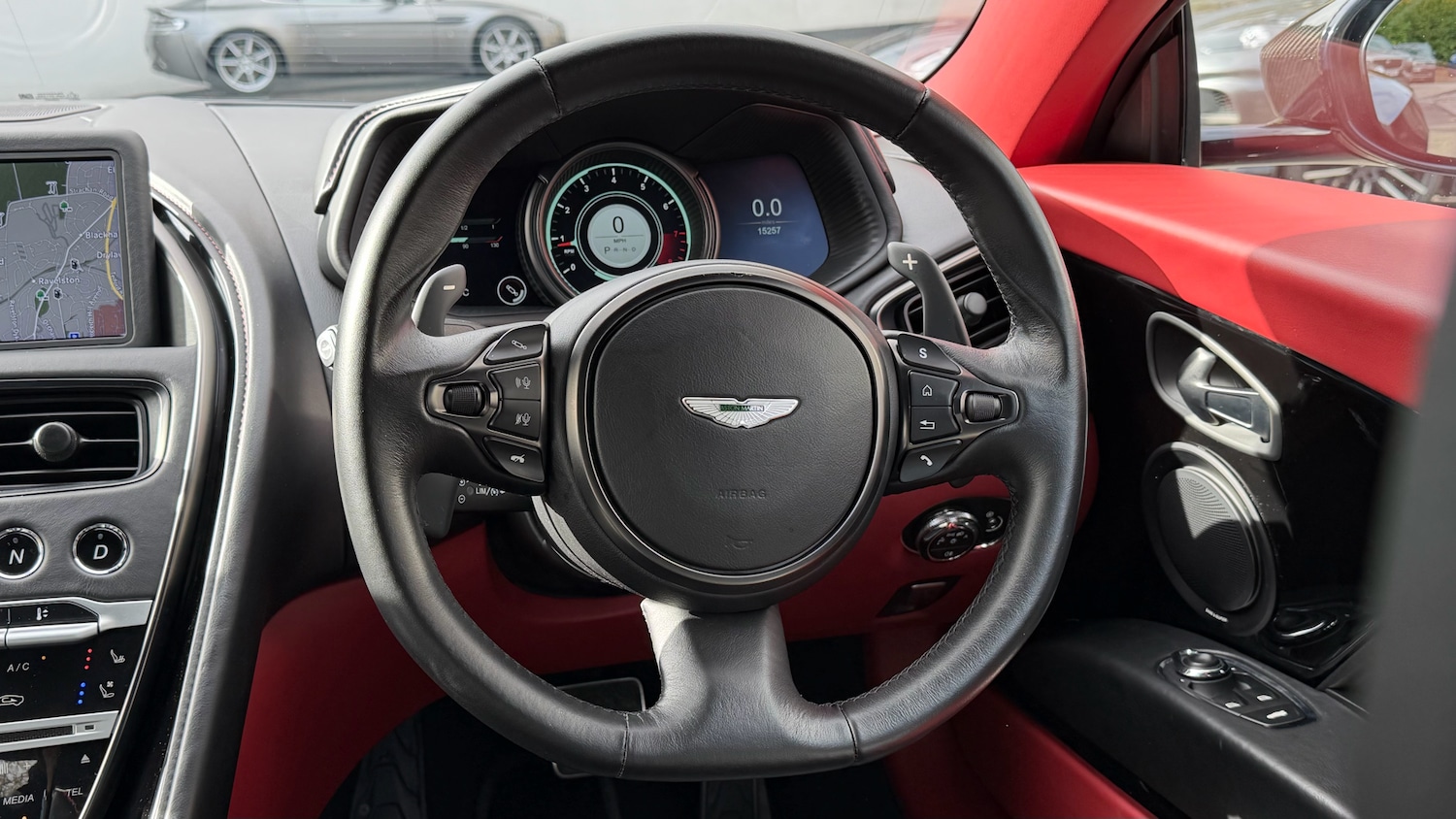 Used Aston Martin DB11 2020 for sale - 76346935: Photo 11