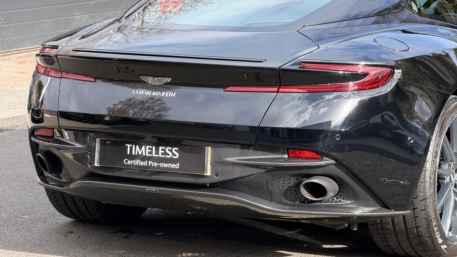 Used Aston Martin DB11 2020 for sale - 76346935: Photo 8