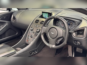 Used Aston Martin Vanquish 2016 for sale - 78599427: Photo