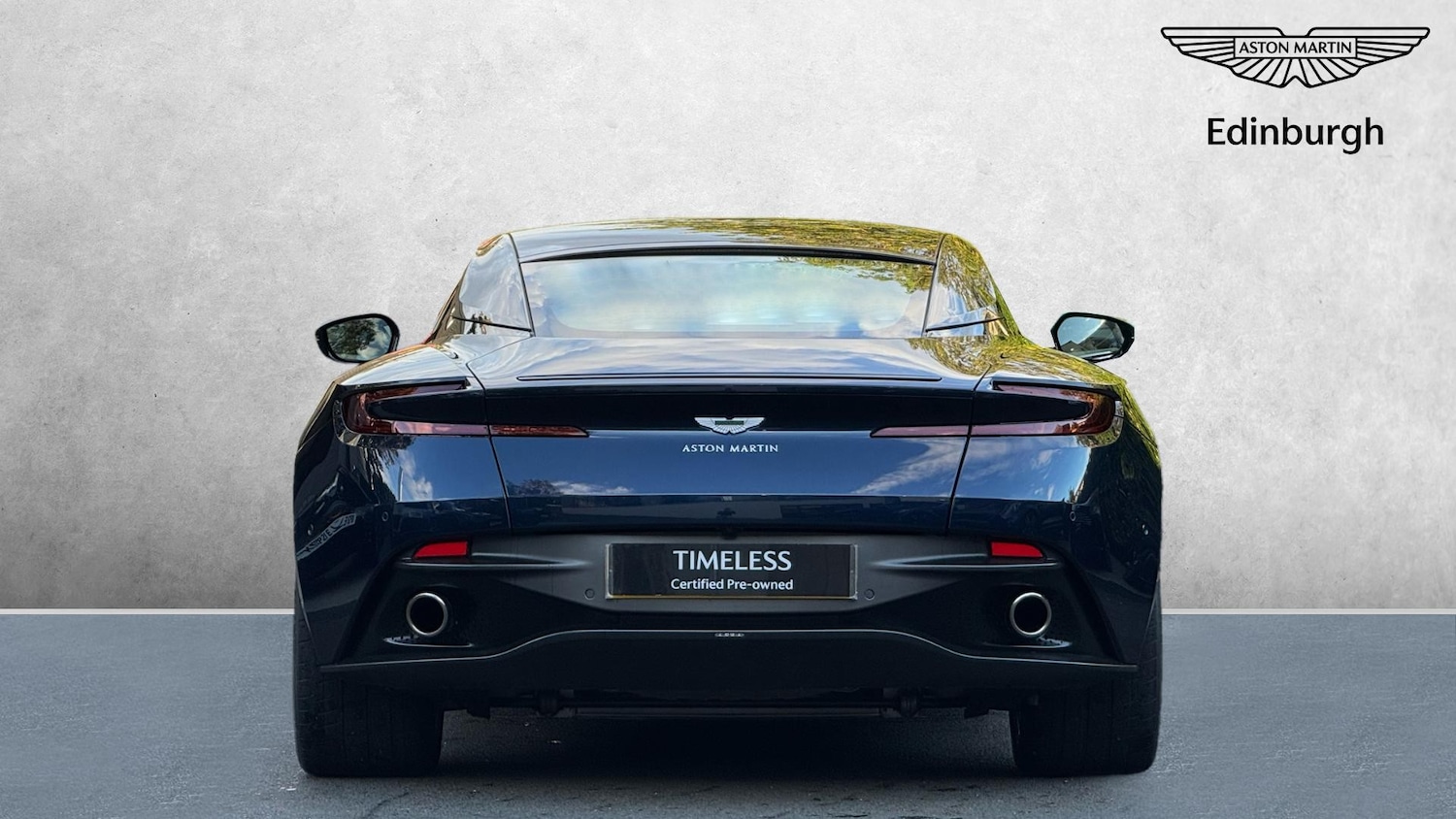 Used Aston Martin DB11 2023 for sale - 75899032: Photo 14