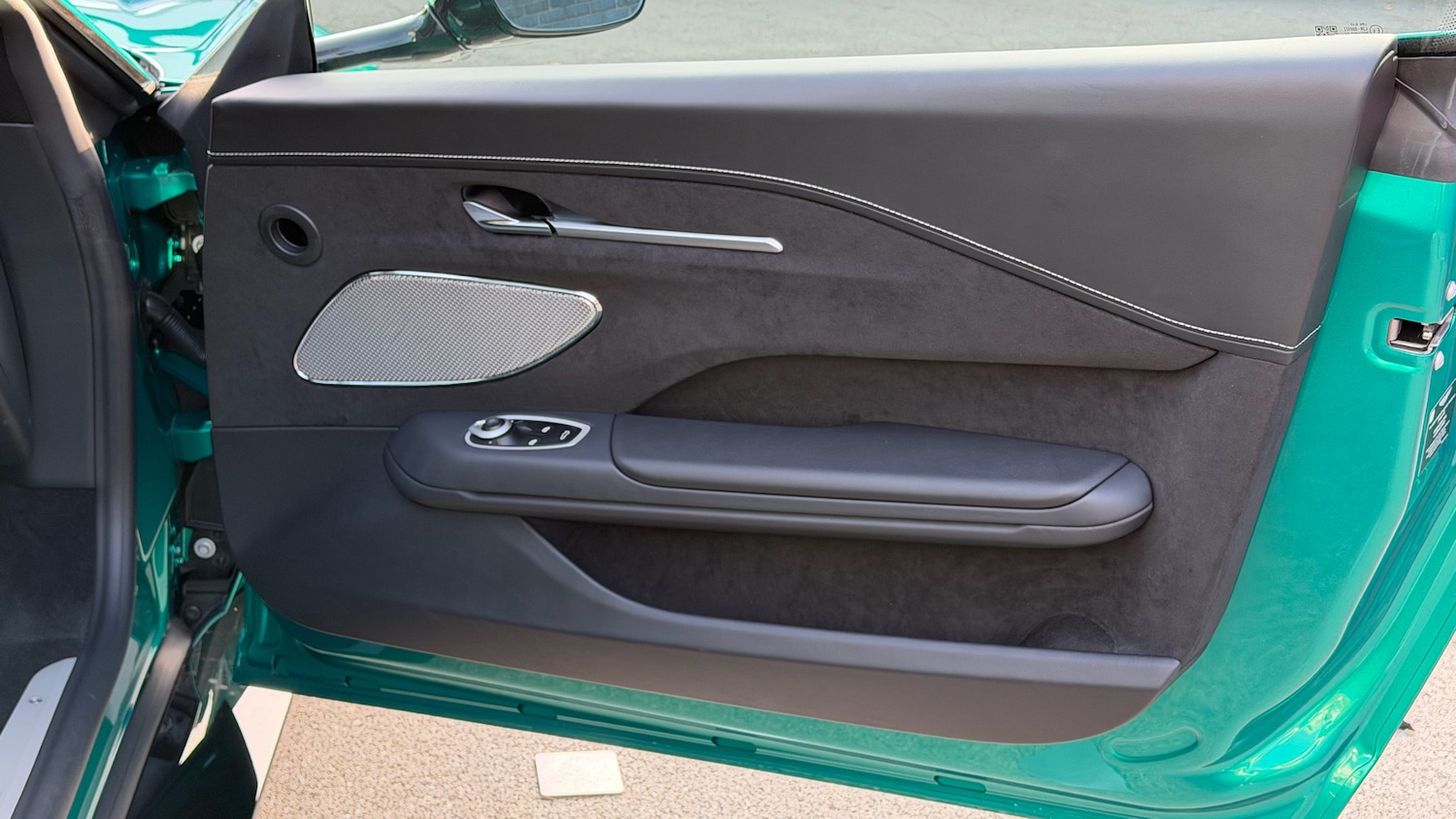 Used Aston Martin Vantage for sale - 77968558: Photo 20