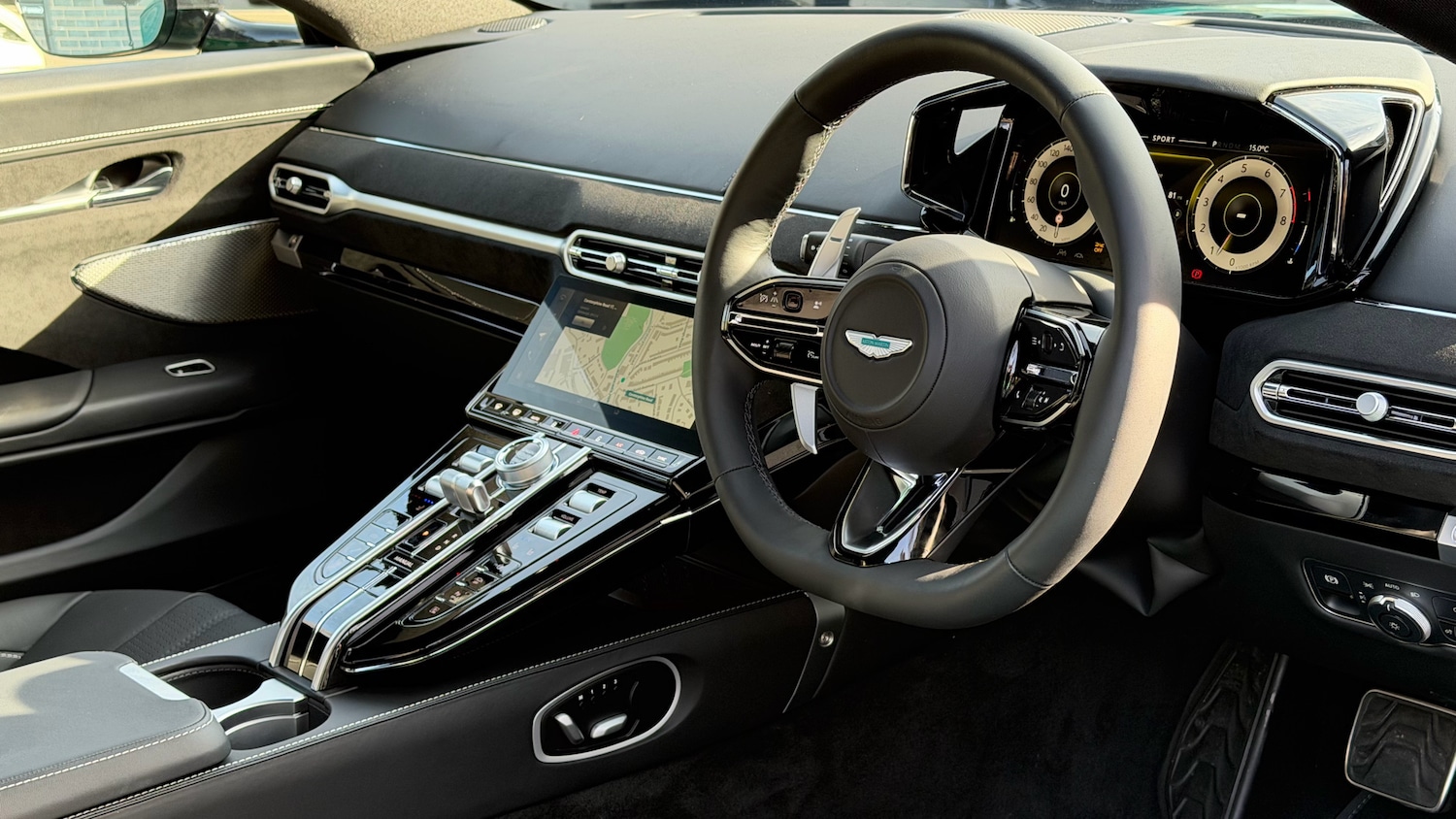 Used Aston Martin Vantage for sale - 77968558: Photo 3