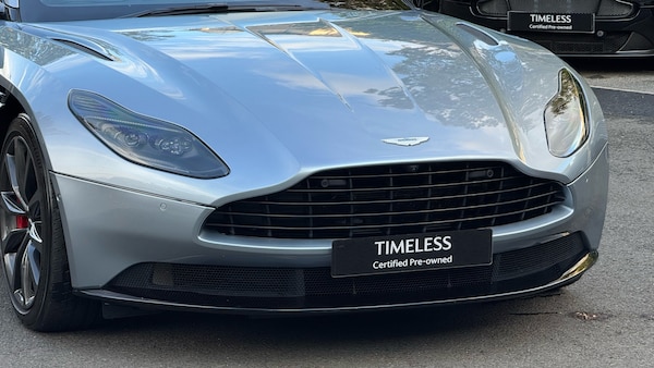 Used Aston Martin DB11 2018 for sale - 76305223: Photo 15