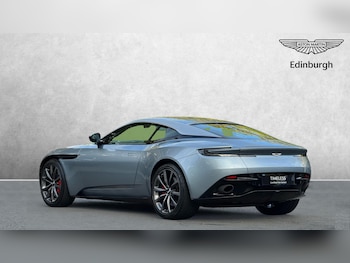 Used Aston Martin DB11 2018 for sale - 76305223: Photo 2