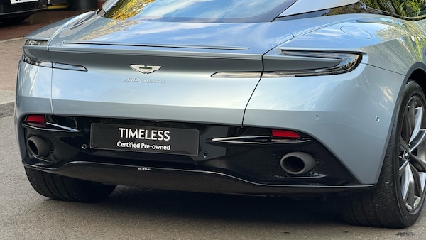 Used Aston Martin DB11 2018 for sale - 76305223: Photo 8