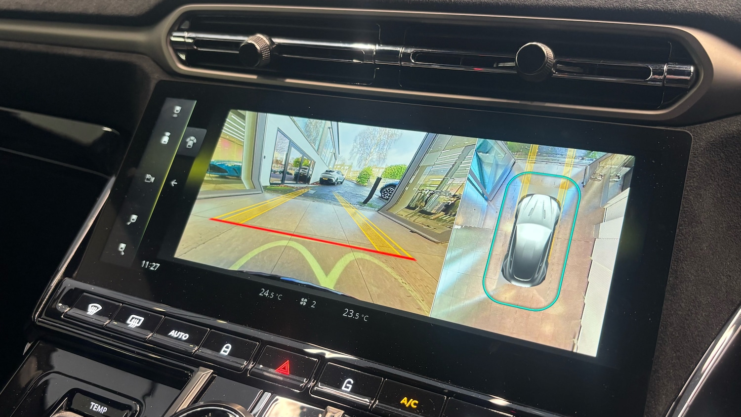 Used Aston Martin Vantage for sale - 77954163: Photo 21