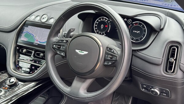 Used Aston Martin DBX 2022 for sale - 75349402: Photo 11