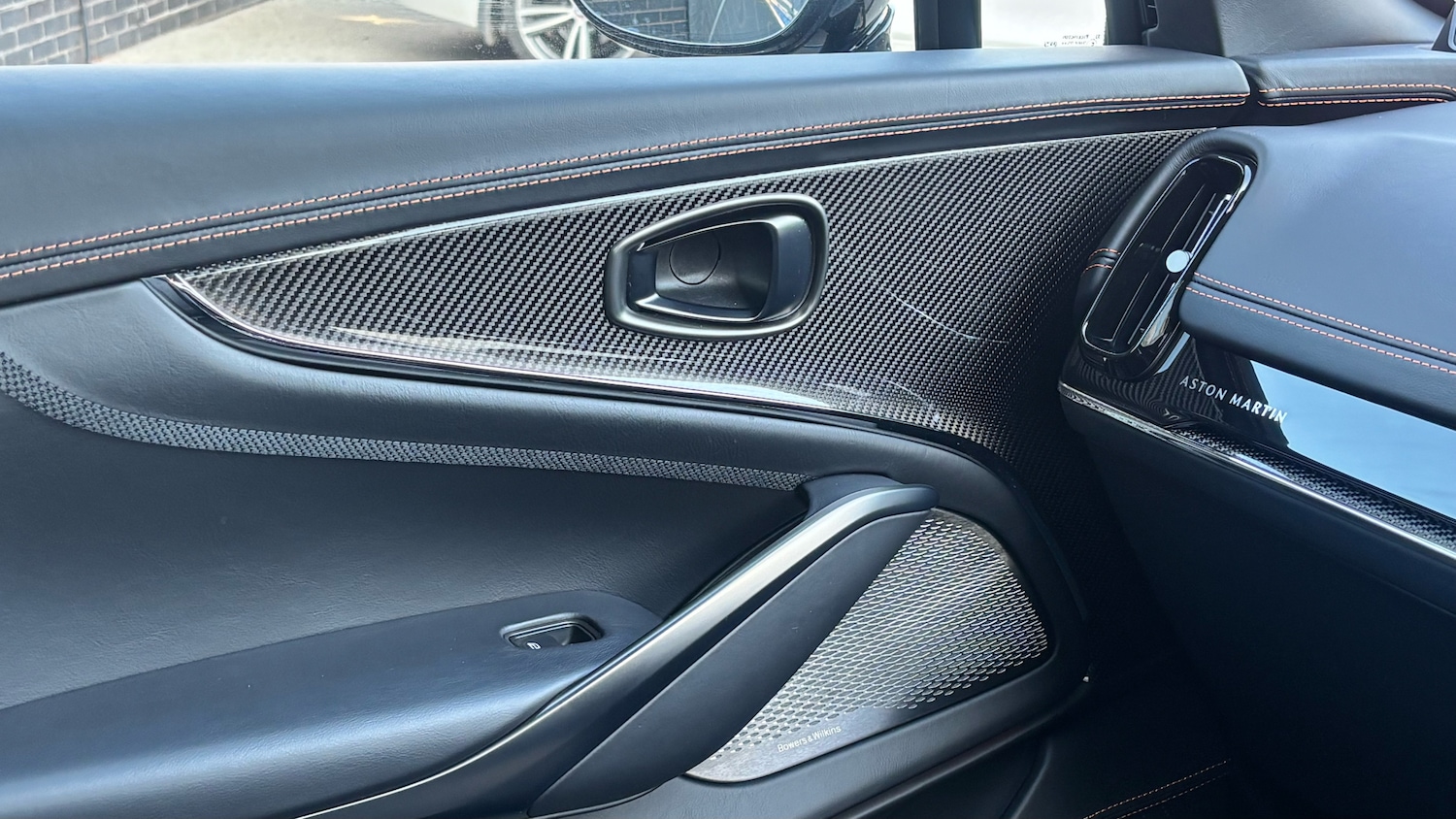 Used Aston Martin DBX for sale - 77968553: Photo 23