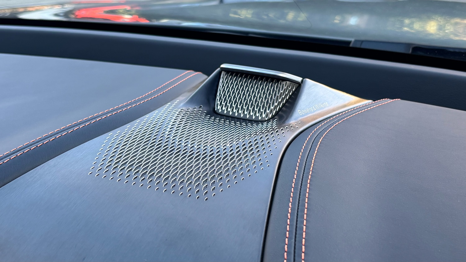 Used Aston Martin DBX for sale - 77968553: Photo 24