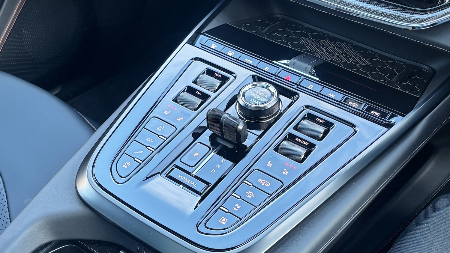 Used Aston Martin DBX for sale - 77968553: Photo 25