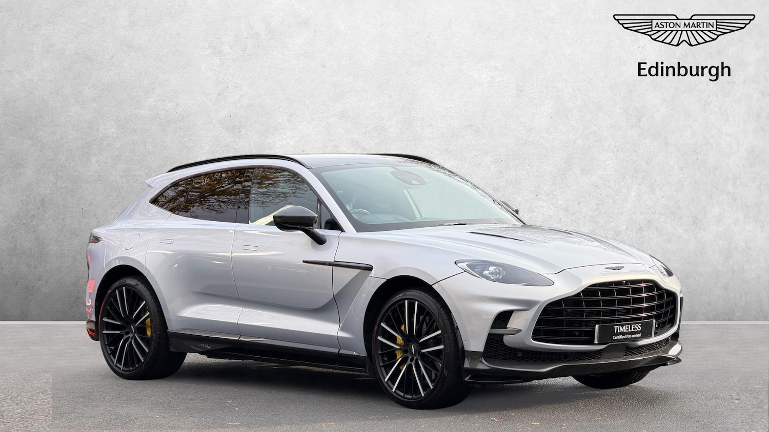 Used Aston Martin DBX 2022 for sale - 76536402: Photo 1
