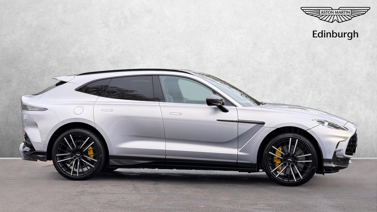 Used Aston Martin DBX 2022 for sale - 76536402: Photo 13
