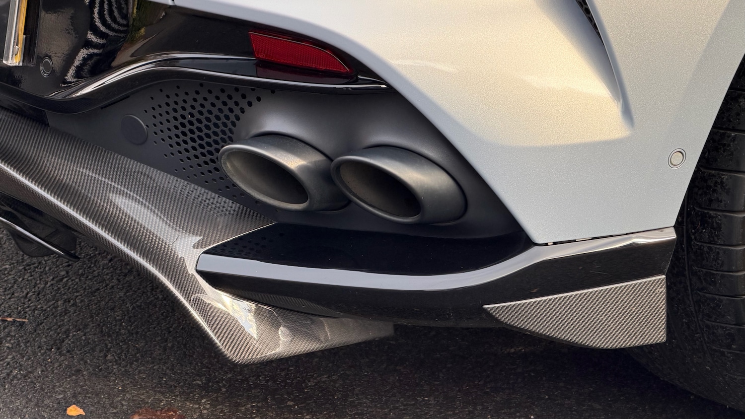 Used Aston Martin DBX 2022 for sale - 76536402: Photo 15