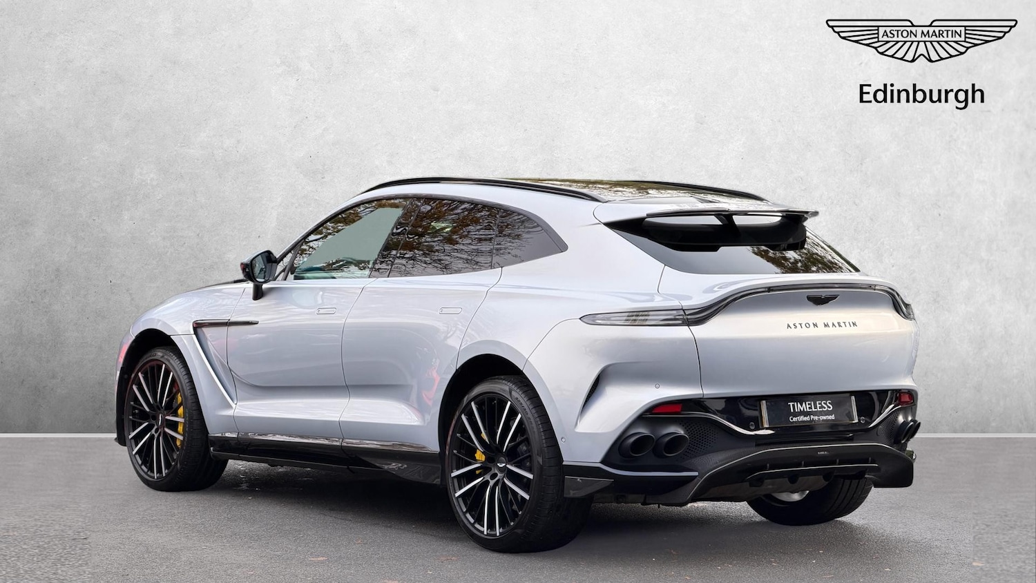 Used Aston Martin DBX 2022 for sale - 76536402: Photo 2