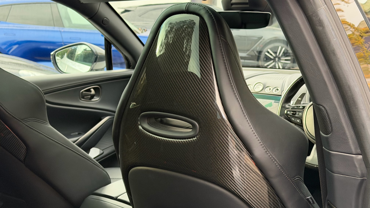 Used Aston Martin DBX 2022 for sale - 76536402: Photo 23