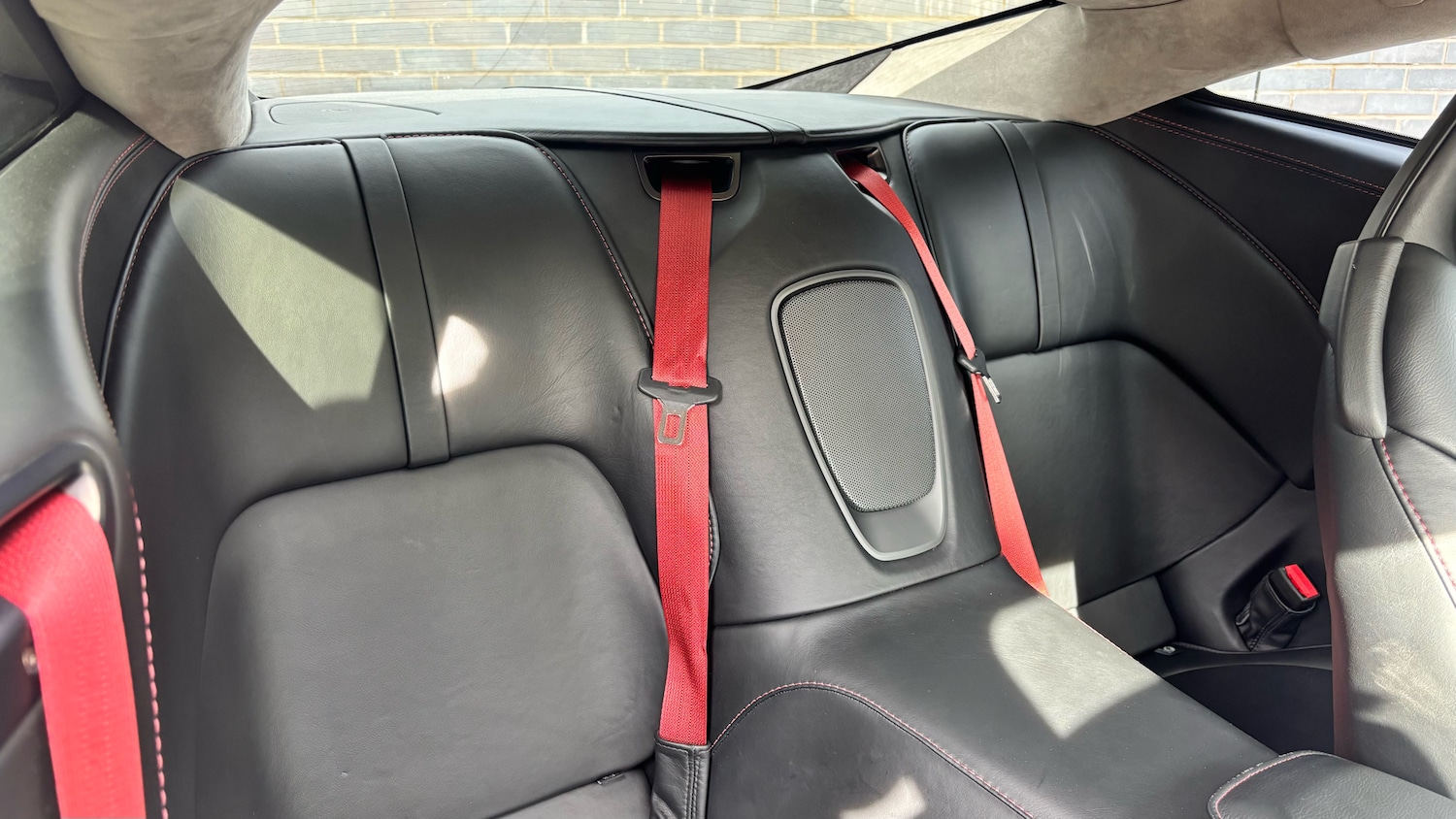 Used Aston Martin DB11 2020 for sale - 77655973: Photo 17