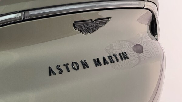 Used Aston Martin DBX 2025 for sale - 76257908: Photo 16